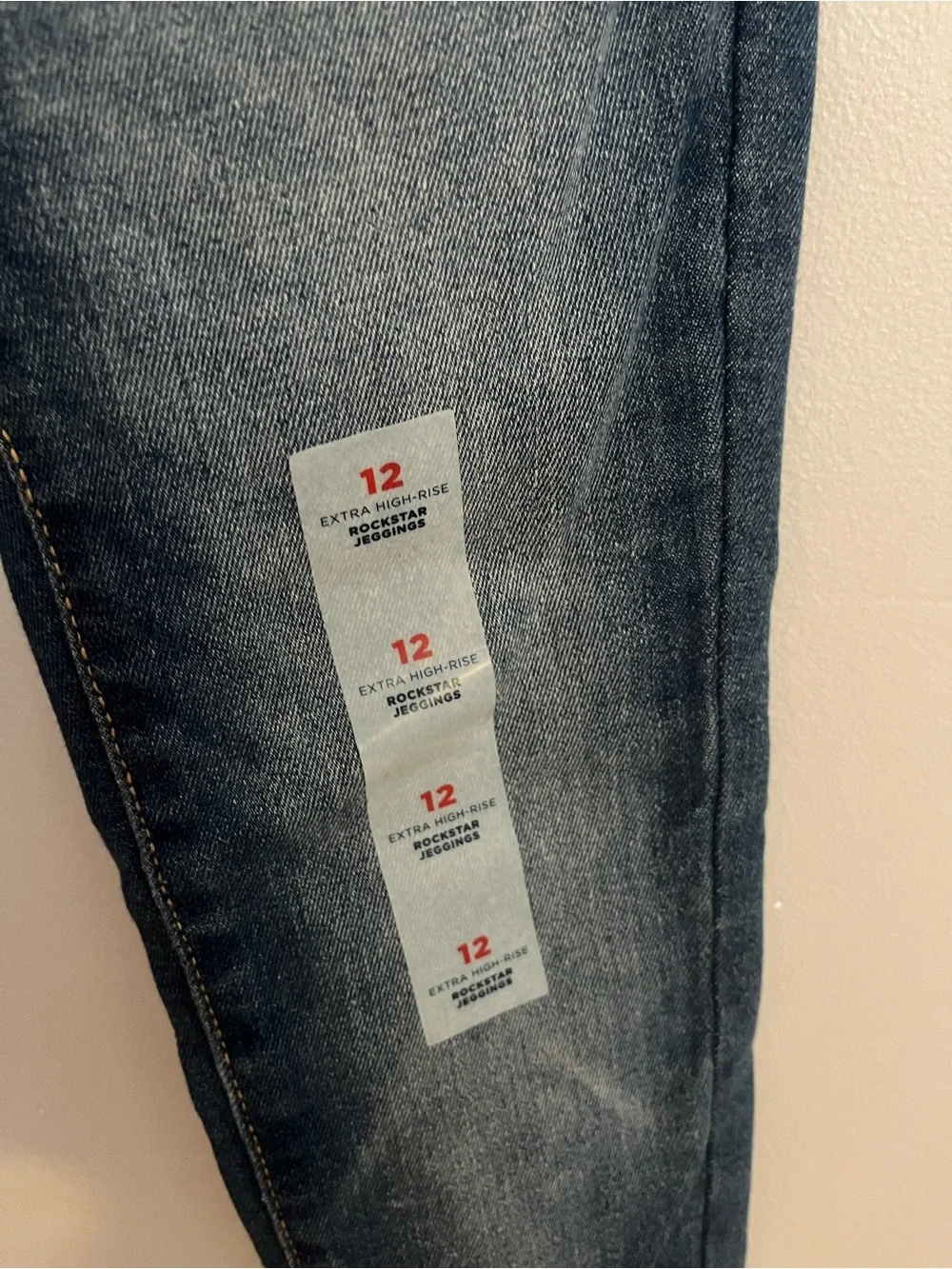 Old Navy NWOT Rockstar Jeggings Size 12